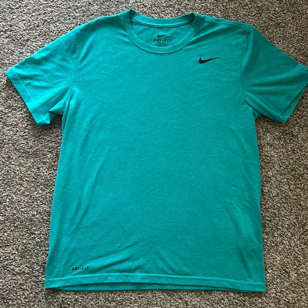 Men’s Nike Dri- Fit T-Shirt - Size M